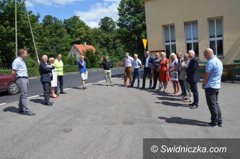 powiat świdnicki: Droga Bystrzyca Górna – Lubachów odebrana