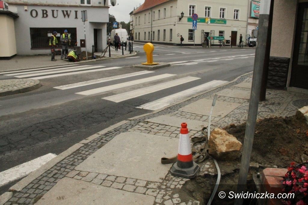 Świebodzice: Będzie jaśniej na przejściach