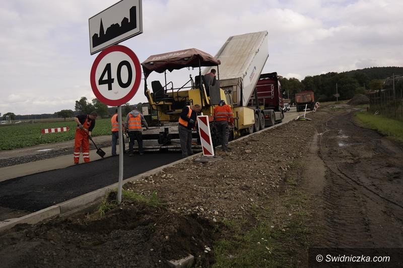 Żarów: Przebudowa ul. Strefowej w Żarowie