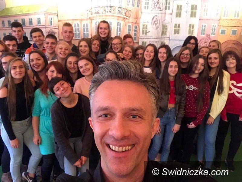 Strzegom: Zajęcia dziennikarsko – medialne z Łukaszem Płoszajskim