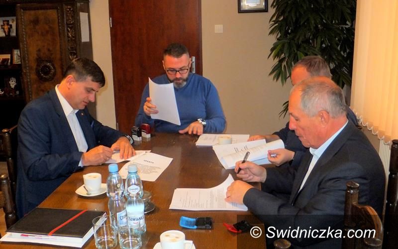 Gmina Żarów: Kolejne drogi do remontu