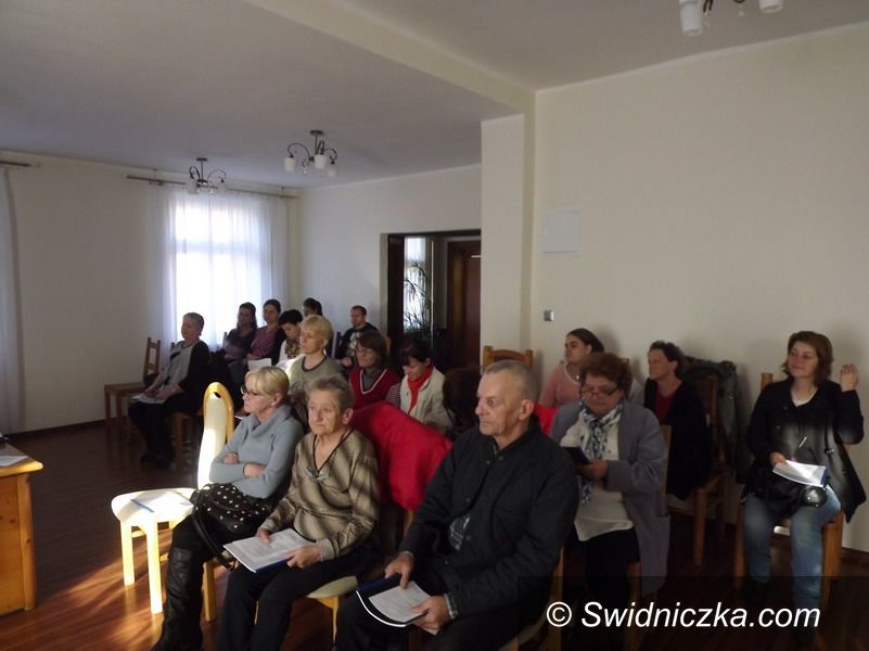 Żarów: Jak opiekować się osobą starszą w domu?