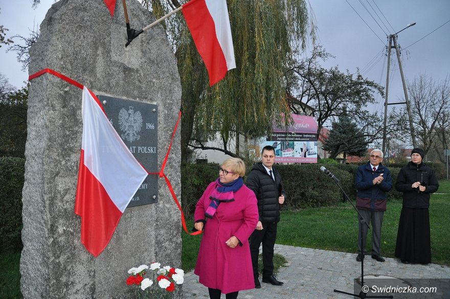 Boleścin: Odsłonięcie pomnika w Boleścinie