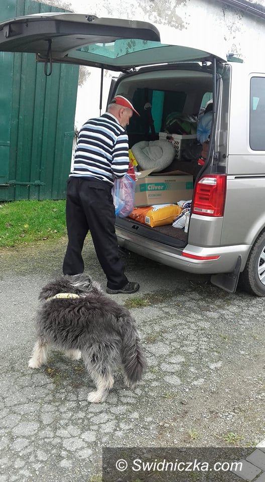 Świebodzice: Ponad 200 kg karmy dla Gilowa od Świebodzic