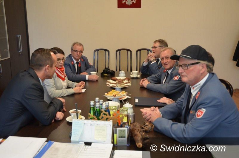 powiat świdnicki: Wizyta Kawalerów Maltańskich