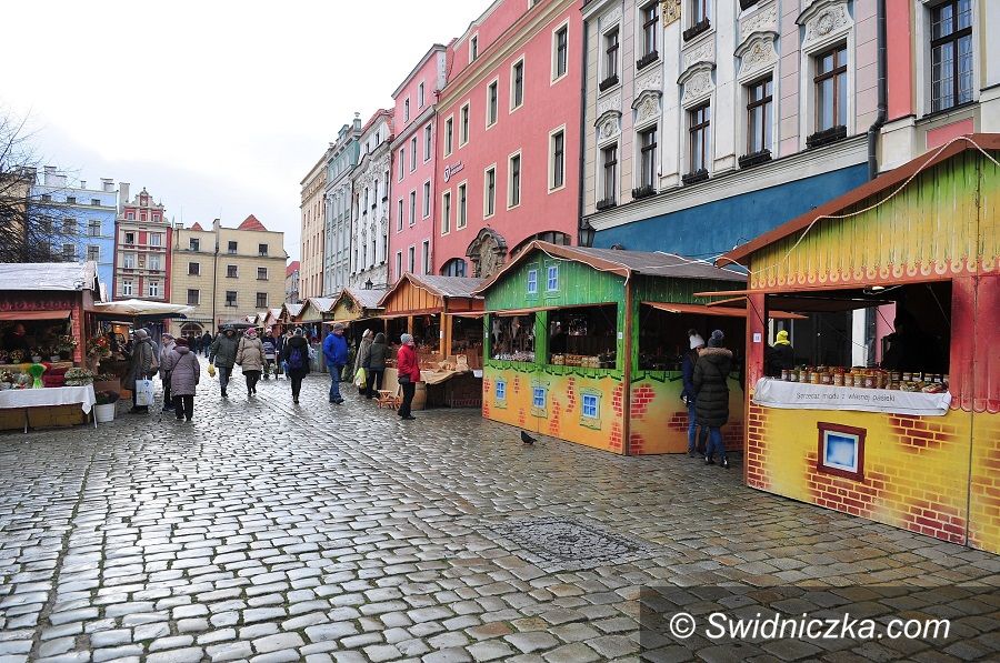 Świdnica: Ruszył Jarmark Bożonarodzeniowy w Świdnicy