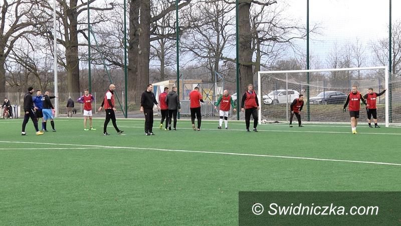 Żarów: Noworoczny mecz piłkarski