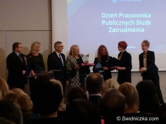 Świdnica: Ministerialne wyróżnienie dla Powiatowego Urzędu Pracy w Świdnicy