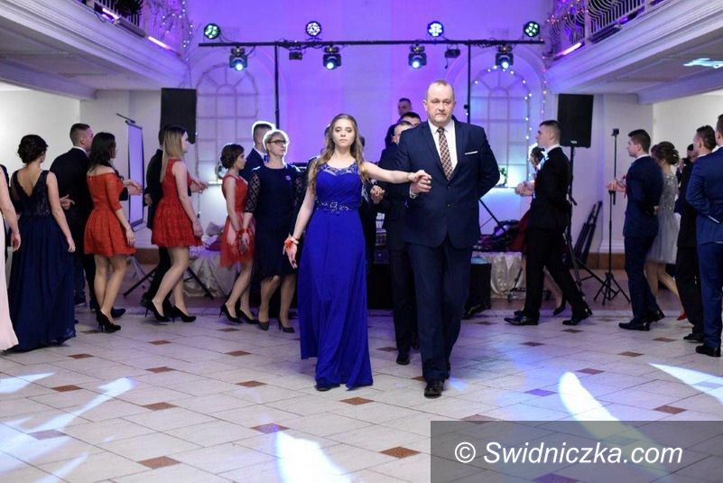 Strzegom: Studniówka Zespołu Szkół w Strzegomiu