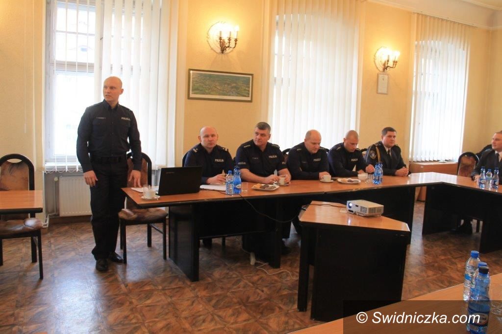 Świebodzice: Roczna odprawa policji