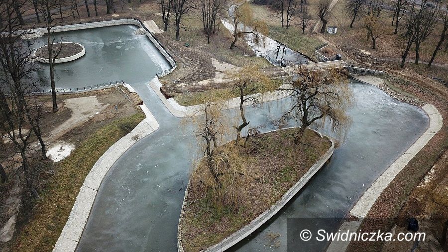 Świdnica: Trwa rewitalizacja Parku Centralnego