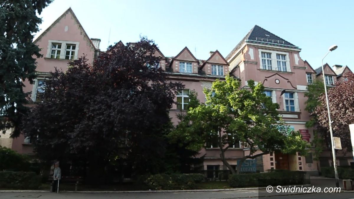 Krzyżowa: Wspólny projekt Fundacji „Krzyżowa" oraz Zespołu Szkół Ponadgimnazjalnych nr 1 w Kłodzku