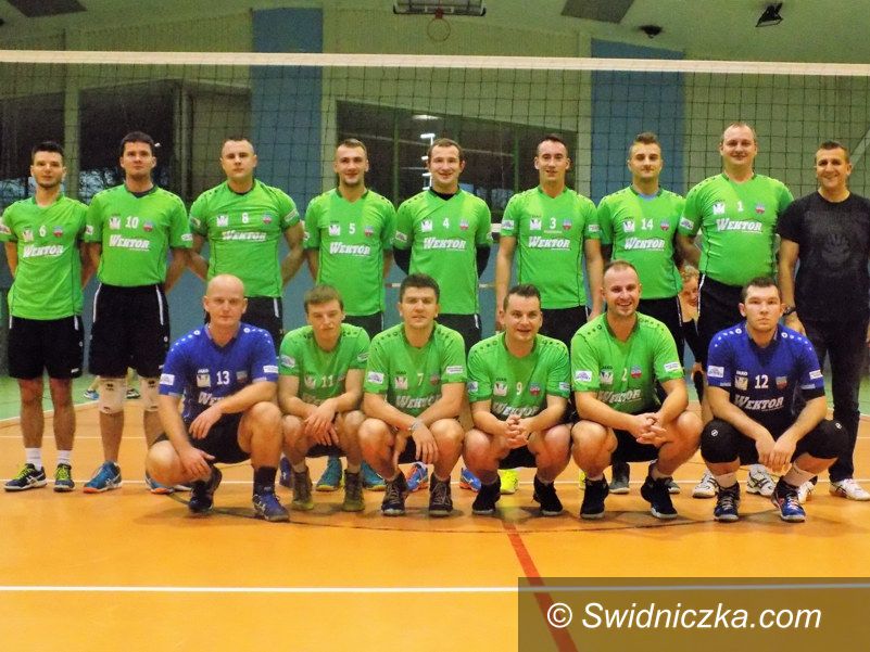Strzegom: Siatkarze AKS–u Strzegom na fali