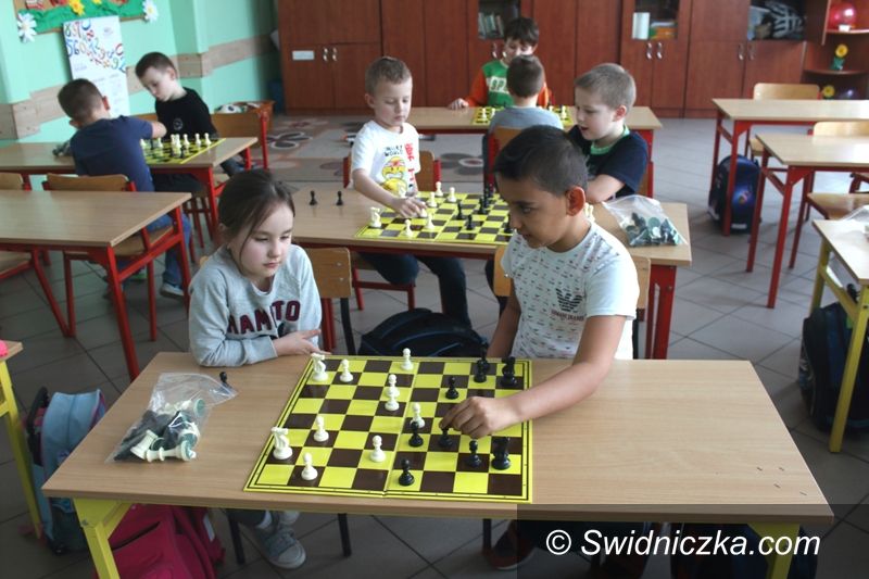 Strzegom: „Edukacja przez Szachy w Szkole”