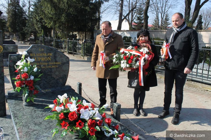 Świebodzice: W Świebodzicach pamiętali o bohaterach