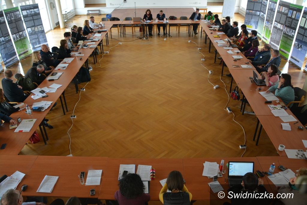 Krzyżowa: 16. Seminarium Wschodnio– i Zachodnioeuropejskich Miejsc Pamięci
