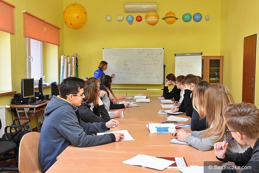 Lubachów: Przygotowania do matury w schronisku
