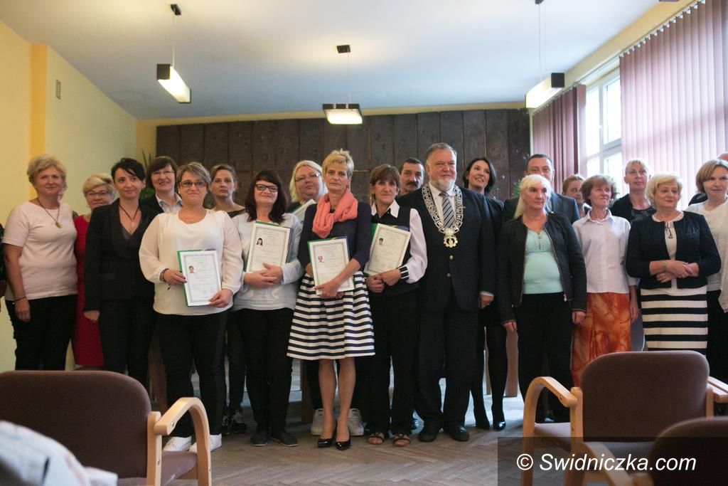 Krzyżowa: Uroczyste wręczenie dyplomów ukończenia szkoleń zawodowych w ramach projektu „Jesteśmy gotowi na sukces"