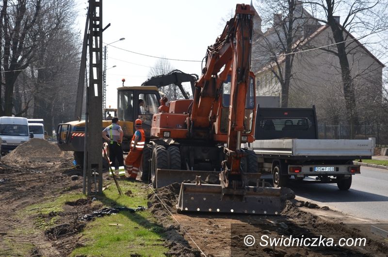 Strzegom: Nowoczesna aleja