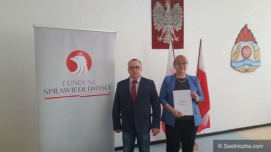 Gmina Świdnica: Kolejny sprzęt strażacki dla gminnych jednostek OSP