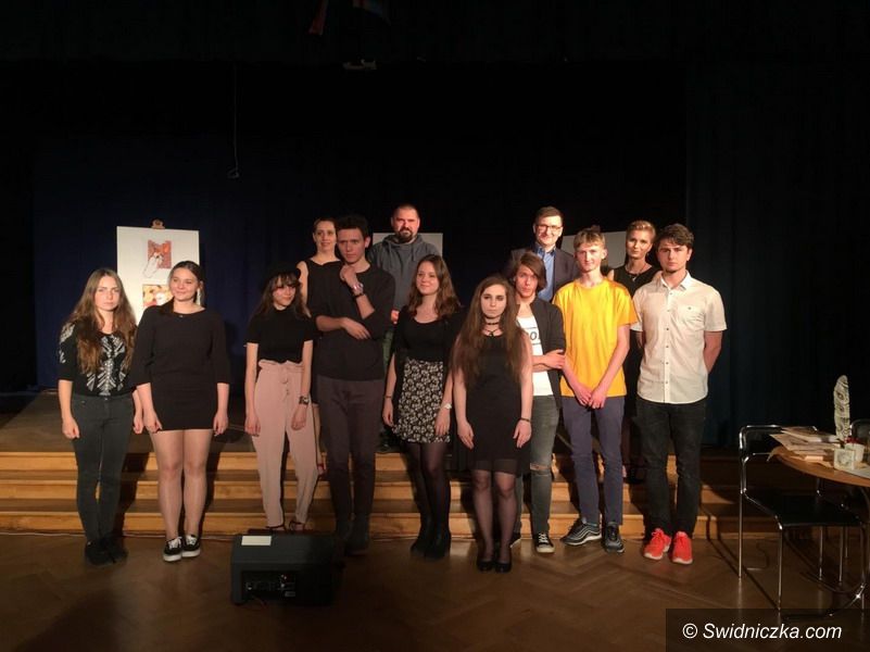 Świdnica: Liryczny wieczór w „Skłodowskiej”