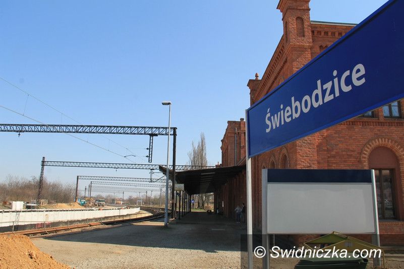 Świebodzice: Autobusowa komunikacja zastępcza w czerwcu