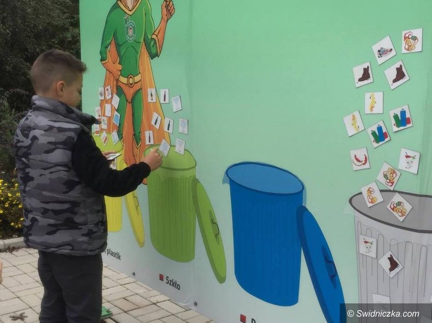 Świdnica: Ekologiczne warsztaty terenowe w PUO i PSZOK