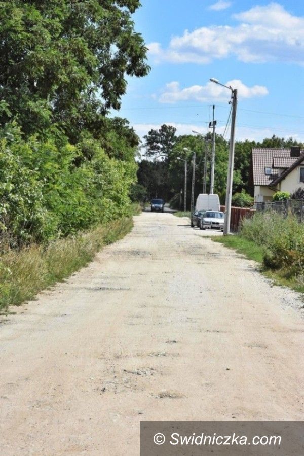 Słotwina: Ruszyła przebudowa dróg transportu rolnego