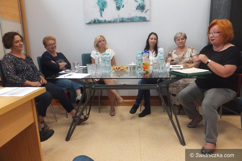 Żarów: Współczesny senior – jakie ma potrzeby?