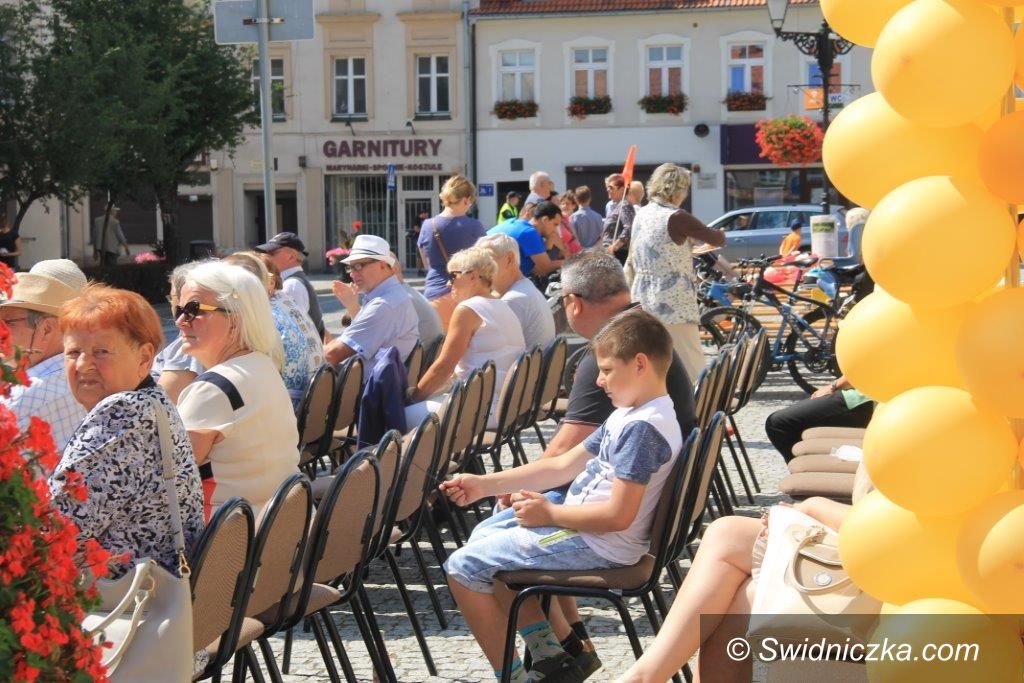 Świebodzice: Powróćmy jak za dawnych lat…