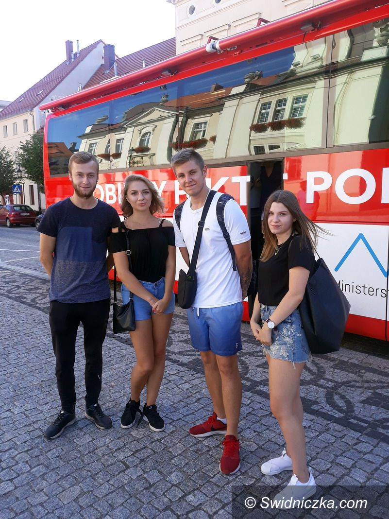 Świebodzice: Upał krwiodawcom nie przeszkadza