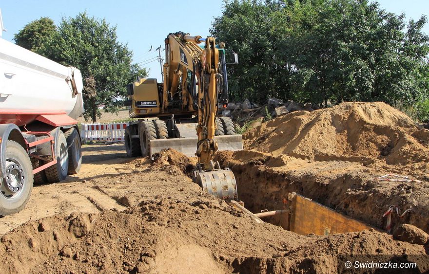 Gniewków: Jak idzie budowa kanalizacji?