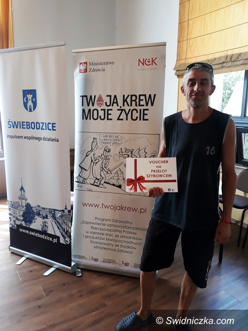 Świebodzice: Wytrwali nawet w upale