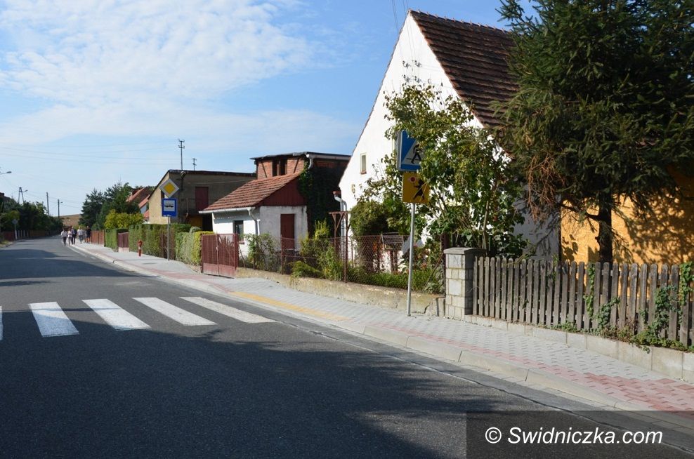 Sady: Szlak pieszy w Sadach