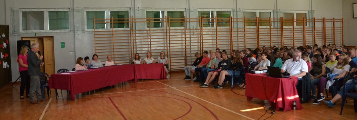 Gmina Marcinowice: Czytanie z ukłonem dla ojczyzny