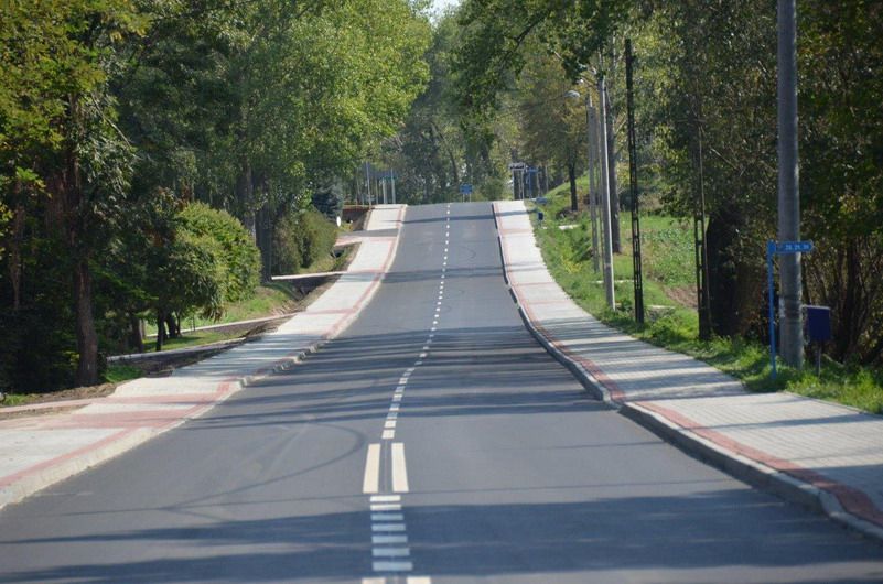 powiat świdnicki: Droga Boleścin – Krzczonów. Ostatni etap remontu zakończony