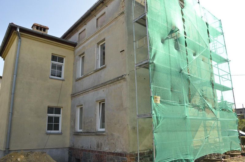 Żarów: Kolejny budynek w remoncie