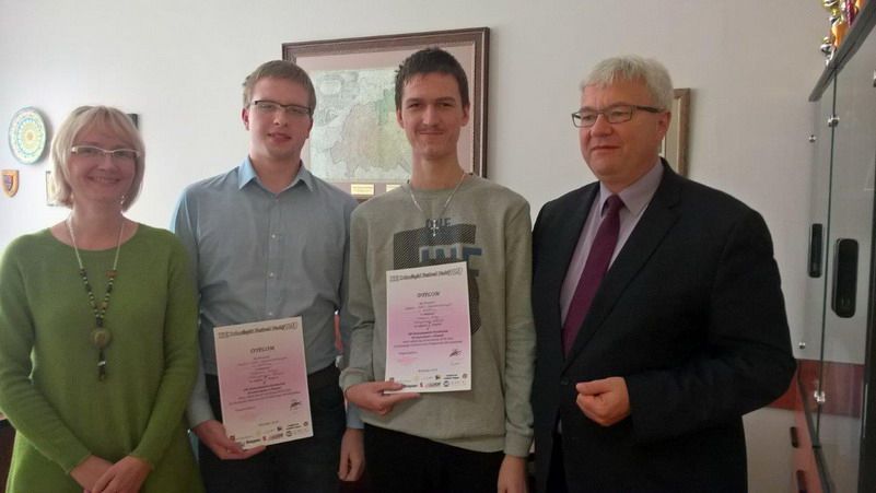 Świdnica: Chemicy z II LO najlepsi na Dolnym Śląsku