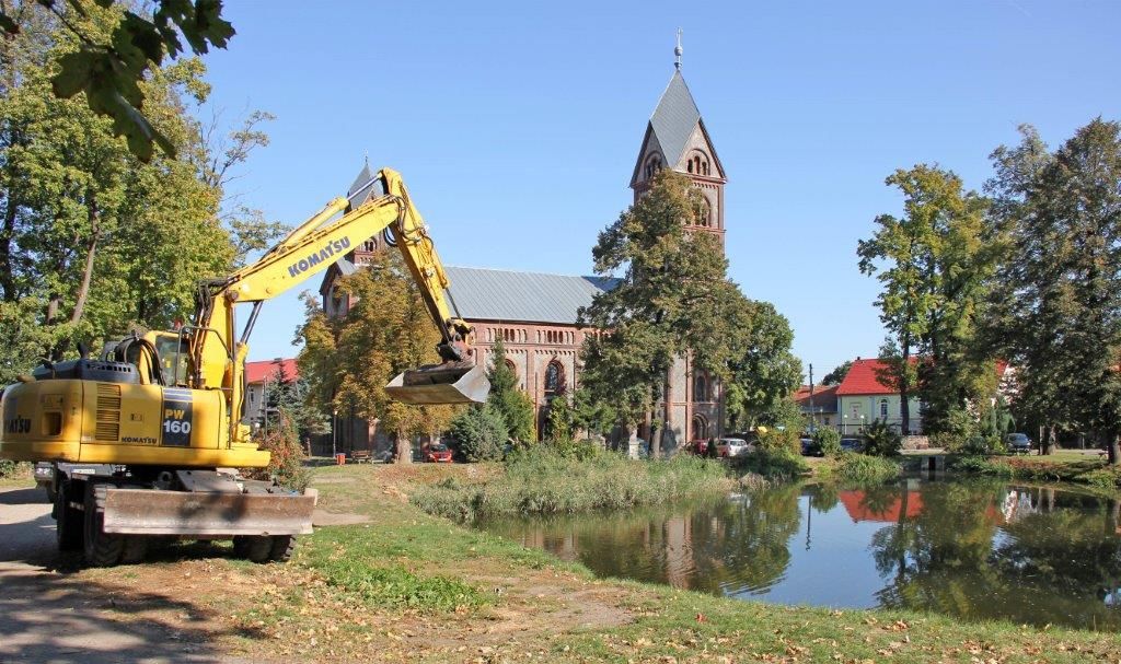 Roztoka: Będzie chodnik przy stawie