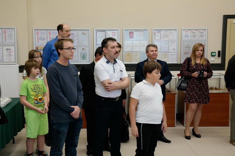 Żarów: Otwarcie wystawy "XXX Lat Żarowskiego Modelarstwa"