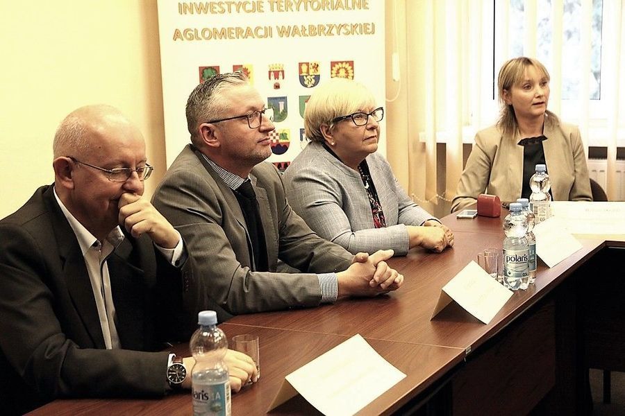 Świdnica/powiat świdnicki: Szynobusem z Jedliny–Zdroju do Świdnicy