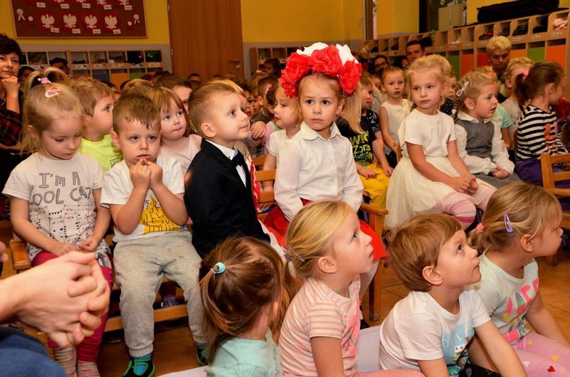 Żarów: I Przegląd Patriotyczny w Bajkowym Przedszkolu