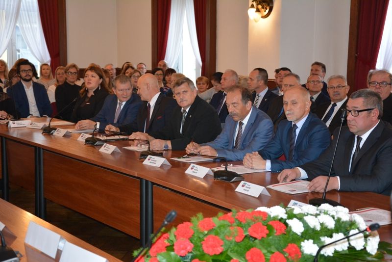 Strzegom: I sesja Rady Miejskiej kadencji 2018–2023 w Strzegomiu