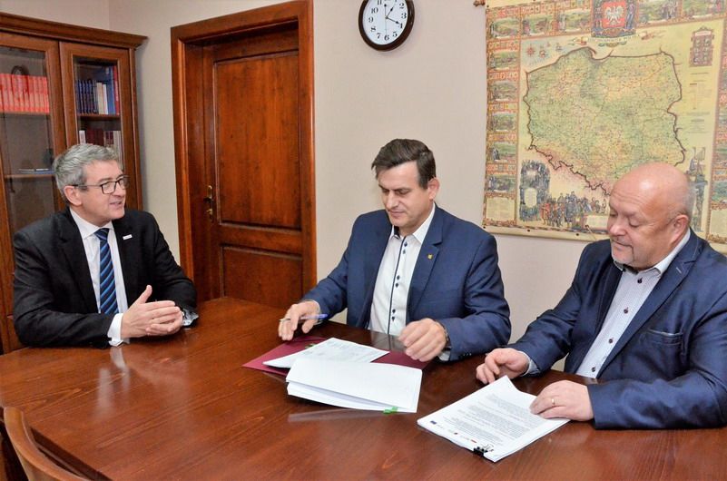 Gmina Żarów: 12 milionów złotych dofinansowania na kanalizację