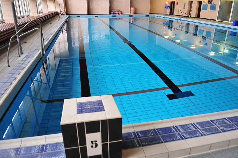 Świdnica: Czystsza woda w basenie Szkoły Podstawowej nr 4