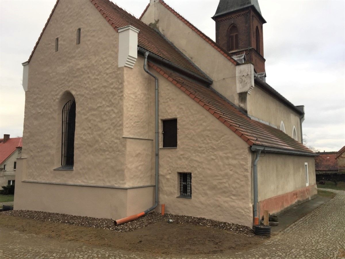 Gola Świdnicka: Wykonali część elewacji zabytku