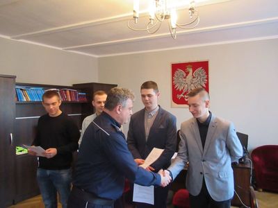 powiat świdnicki: Komenda Powiatowa Policji w Świdnicy przyjęła w swoje szeregi nowych policjantów