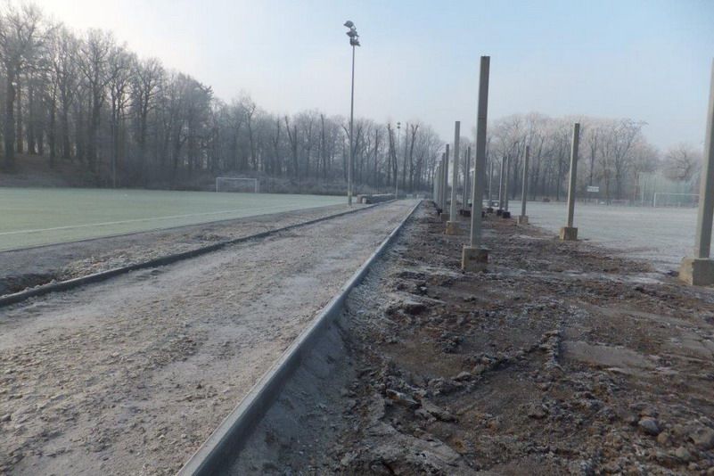Żarów: Kolejny etap prac na żarowskim stadionie