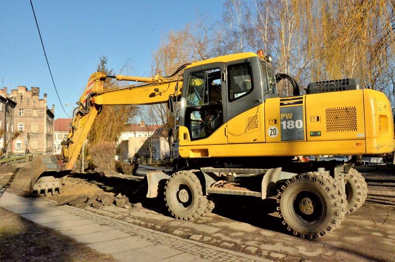 Żarów: Ulica Zamkowa w Żarowie w remoncie