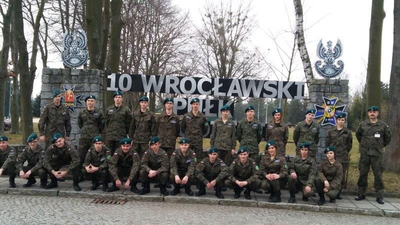 Strzegom: Intensywny tydzień klas mundurowych